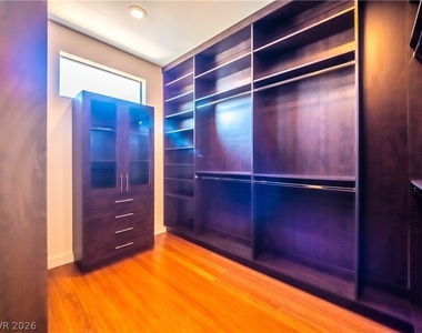 7426 Yonie Court - Photo Thumbnail 40