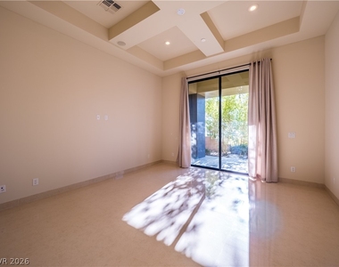 7426 Yonie Court - Photo Thumbnail 25