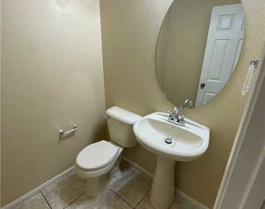 3589 Bella Valencia Court - Photo Thumbnail 5