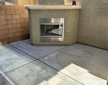 8819 Ashley Park Avenue - Photo Thumbnail 9