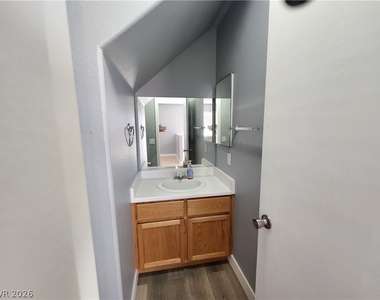 776 Spotted Eagle Street - Photo Thumbnail 12