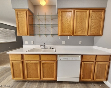 776 Spotted Eagle Street - Photo Thumbnail 10