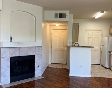 7159 S Durango Drive - Photo Thumbnail 3