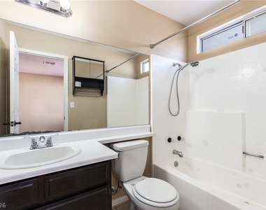 7434 Coffeyville Avenue - Photo Thumbnail 16