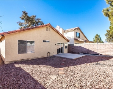 7434 Coffeyville Avenue - Photo Thumbnail 24