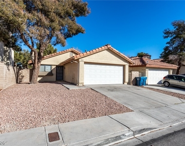 7434 Coffeyville Avenue - Photo Thumbnail 1