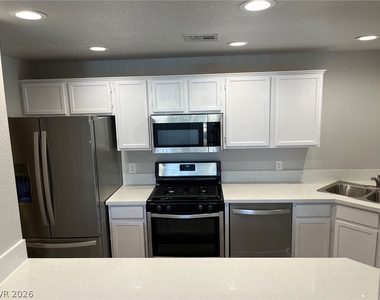 7400 W Flamingo Road - Photo Thumbnail 10