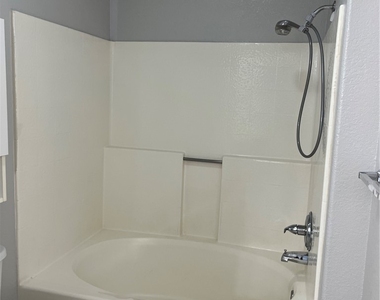 7400 W Flamingo Road - Photo Thumbnail 19