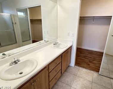 320 Mirasol Way - Photo Thumbnail 15
