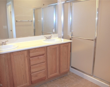 2212 Sawtooth Mountain Drive - Photo Thumbnail 5