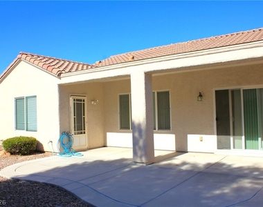 2212 Sawtooth Mountain Drive - Photo Thumbnail 14