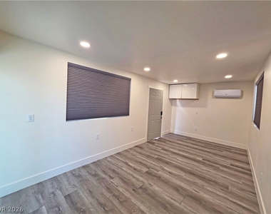 3630 E Vineyard Drive - Photo Thumbnail 53
