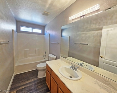 3630 E Vineyard Drive - Photo Thumbnail 32