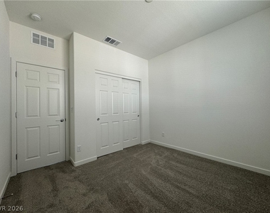 6181 Garden Crest Street - Photo Thumbnail 18
