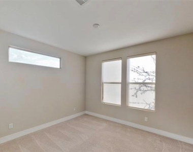 3333 Traforo Lane - Photo Thumbnail 10