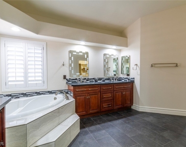 9592 Camino Capistrano Lane - Photo Thumbnail 34