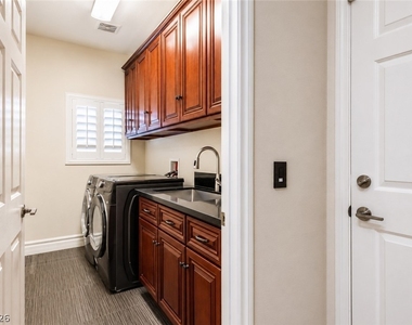 9592 Camino Capistrano Lane - Photo Thumbnail 26