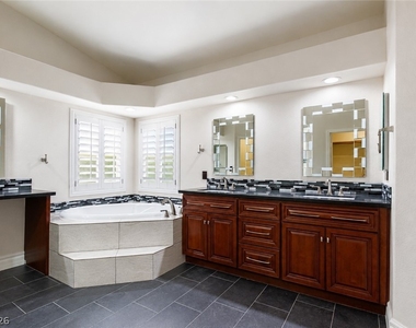 9592 Camino Capistrano Lane - Photo Thumbnail 32
