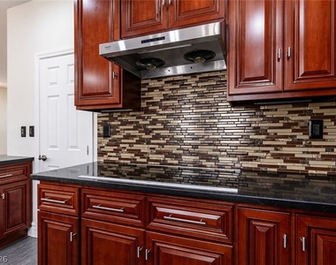 9592 Camino Capistrano Lane - Photo Thumbnail 22