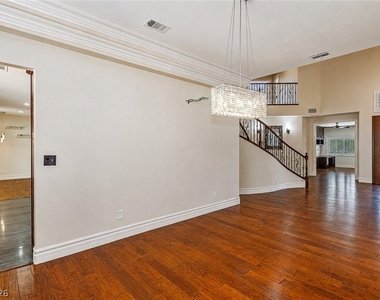 9592 Camino Capistrano Lane - Photo Thumbnail 9
