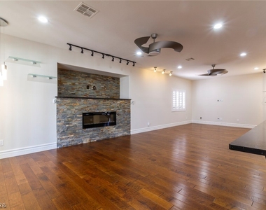 9592 Camino Capistrano Lane - Photo Thumbnail 17