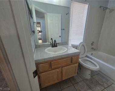 5027 Strauss Drive - Photo Thumbnail 9