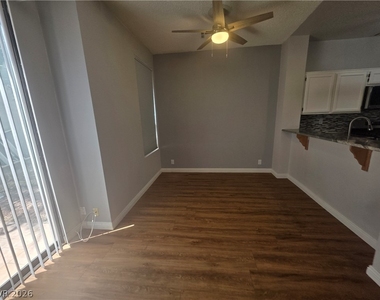 5027 Strauss Drive - Photo Thumbnail 6