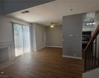 5027 Strauss Drive - Photo Thumbnail 8