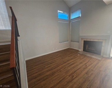 5027 Strauss Drive - Photo Thumbnail 7