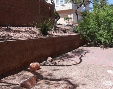 103 Topsail Drive - Photo Thumbnail 24