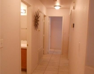 103 Topsail Drive - Photo Thumbnail 11