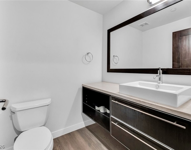 8925 W Flamingo Road - Photo Thumbnail 18