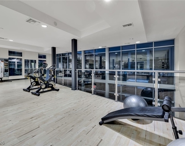 8925 W Flamingo Road - Photo Thumbnail 20