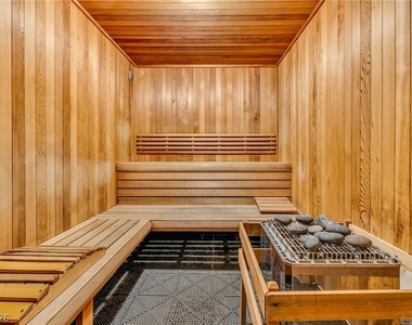 8925 W Flamingo Road - Photo Thumbnail 19