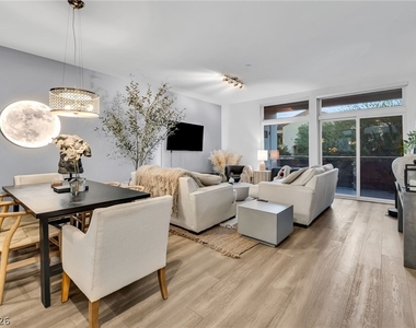 8925 W Flamingo Road - Photo Thumbnail 10