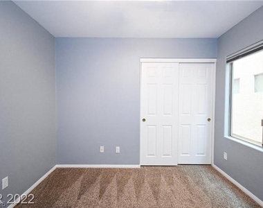 7873 Sambar Court - Photo Thumbnail 24