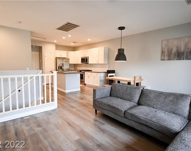 7873 Sambar Court - Photo Thumbnail 2