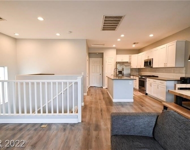 7873 Sambar Court - Photo Thumbnail 3