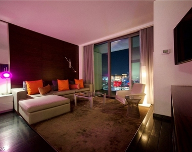 4381 W Flamingo Road - Photo Thumbnail 5