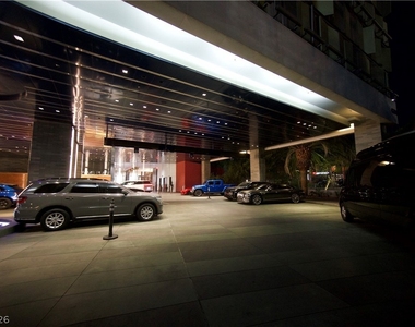 4381 W Flamingo Road - Photo Thumbnail 24