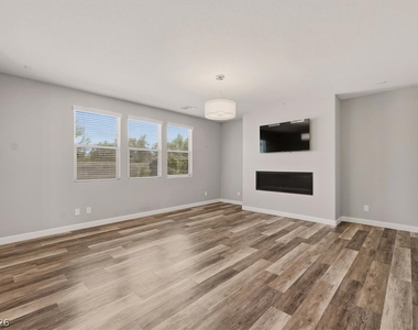 808 Elmstone Place - Photo Thumbnail 5