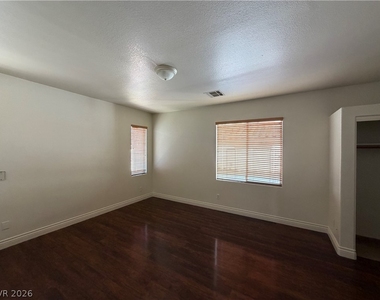3762 Corpolo Avenue - Photo Thumbnail 21