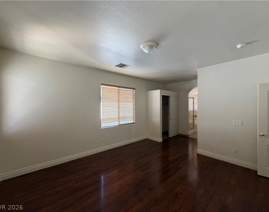 3762 Corpolo Avenue - Photo Thumbnail 22