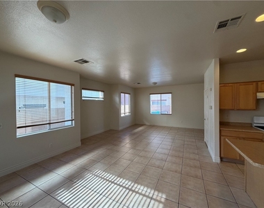 3762 Corpolo Avenue - Photo Thumbnail 10