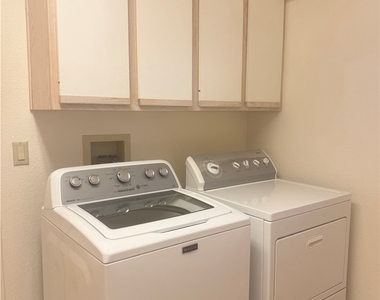 8900 Kingsmill Drive - Photo Thumbnail 67