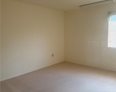 8900 Kingsmill Drive - Photo Thumbnail 61