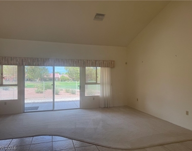 8900 Kingsmill Drive - Photo Thumbnail 9