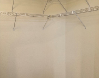 8900 Kingsmill Drive - Photo Thumbnail 47
