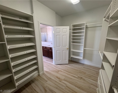 712 Pinnacle Heights Lane - Photo Thumbnail 36