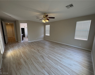 712 Pinnacle Heights Lane - Photo Thumbnail 19